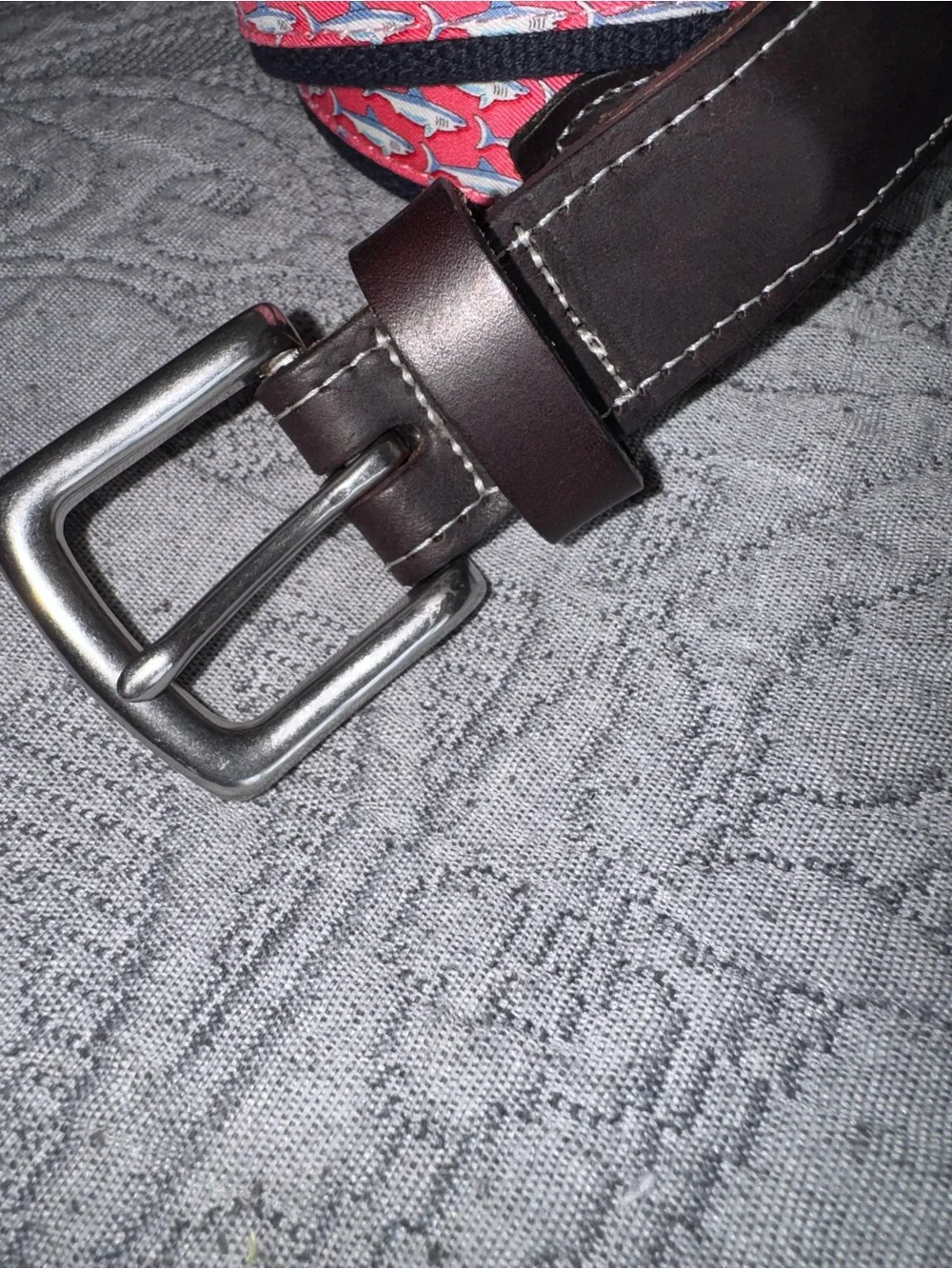 Vineyard Vines Great White Shark Fish Pattern  Belt Pink Blue 34 Leather Canvas